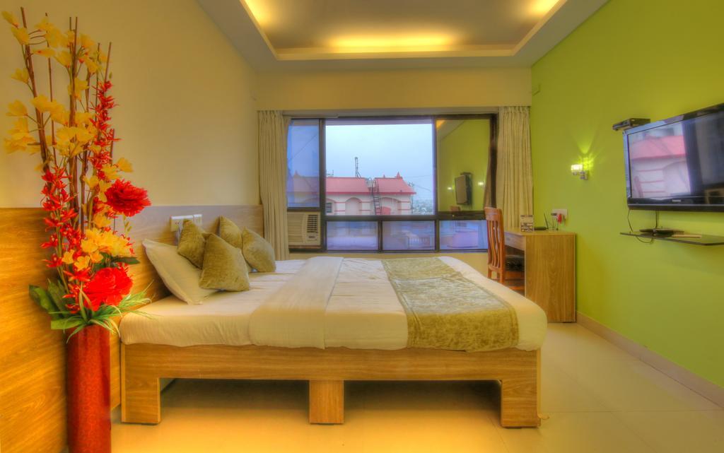 Oyo Premium Mumbai Saki Vihar Hotel Екстериор снимка